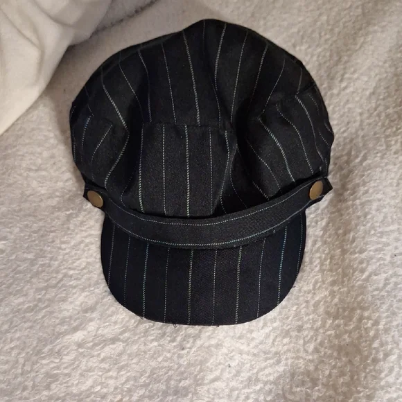 D&Y Black Pinstripe Hat - Picture 1 of 4
